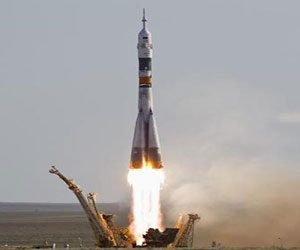   مصر اليوم - إنطلاق طاقم جديد إلى محطة الفضاء الدولية