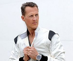   مصر اليوم - شوماخر يعترف بارتكاب الأخطاء