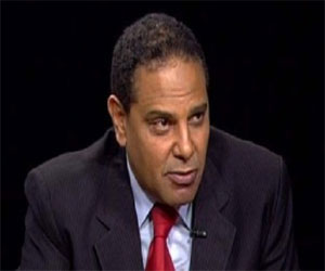 مصر اليوم - الروائي علاء الأسواني: ربع الشعب المصري الأكثر نبلاً من قام بالثورة