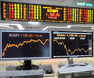 مصر اليوم - البورصة تتراجع في منتصف التعاملات الخميس