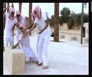 مصر اليوم - غانغنام ستايل سعودي ومصري يجذب الملايين