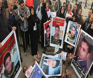 مصر اليوم - أهالي شهداء السويس يشككون في جدية تقصي الحقائق