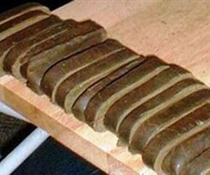   مصر اليوم - ضبط مسجل خطر في المحلة الكبرى داخل مسكنه وبحوزته 40 قطعة حشيش