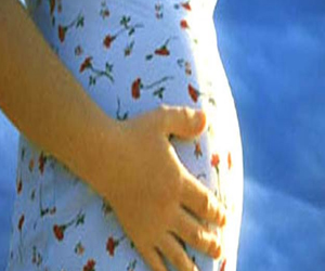 مصر اليوم - دراسة : الحمل يؤثر على حاستي الشم والتذوق