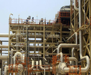   مصر اليوم - النفط الإيراني يتجاوز انتاجه الـ 3 ملايين برميل يوميًا