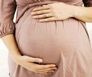   مصر اليوم - دراسة تنصح الحامل بمراجعة طبيب الفم والأسنان