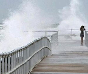   مصر اليوم - أوباما يحذر من الإعصار ساندي ويعلن طوارئ بـماساشوستس