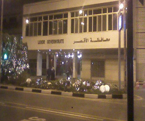 مصر اليوم - مديرو إدارات الأقصر يُهددون بالاستقالة لتعيين محافظ إخواني