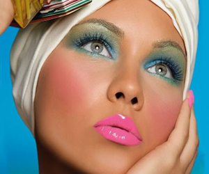   مصر اليوم - ماكياجك في ألوان