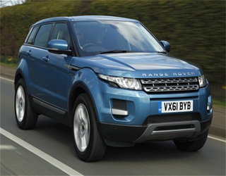   مصر اليوم - راينج روفر Evoque SD4 الأفضل في الشتاء