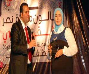 مصر اليوم - صالون مدينة نصر الثقافي يهاجم الإخوان في ليلته الأولى