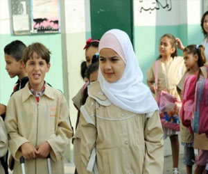   مصر اليوم - وزيرة تونسية ترفض الحجاب للفتيات الصغيرات والنقاب للمربيات