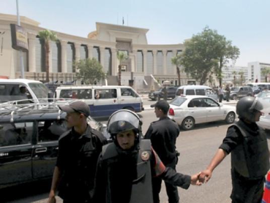 مصر اليوم - إجراءات أمنية مشددة في العريش استعدادًا لزيارة مرسي