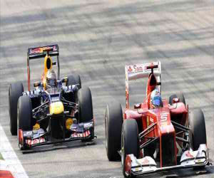   مصر اليوم - سيباستيان فيتل قد يقلب الطاولة على ألونسو في اليابان