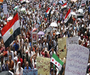   مصر اليوم - بلدان الربيع العربي تعاني من العنف والازمات المالية