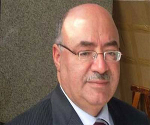   مصر اليوم - رئيس جامعة أسيوط يطالب بإنشاء وزارة للبطالة