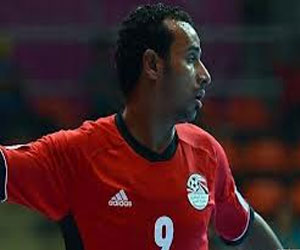   مصر اليوم - اتحاد كرة القدم يوقف لاعبًا لسوء سلوكه