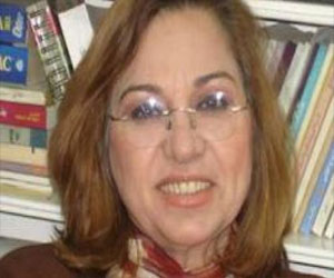   مصر اليوم - إقبال بركة: الحجاب كان صالحًا قبل 1000 سنة