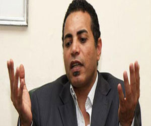   مصر اليوم - القضاء يُلغي قرار الشورى ويُعيد رئيس تحرير الجمهورية إلى منصبه
