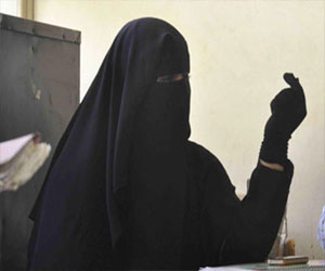   مصر اليوم - الحكم بحبس معلمة قص الشعر 6 أشهر مع إيقاف التنفيذ