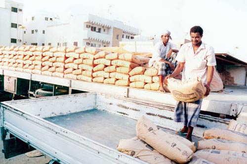 مصر اليوم - استمرار تضارب أسعار الأسمنت في السوق المحلي