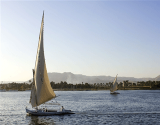   مصر اليوم - القاهرة مدينة الماضي والحاضر ذات الوجوه المتعددة