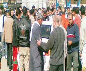   مصر اليوم - سائقو كفر الشيخ يواصلون إضرابهم  لليوم الـ4