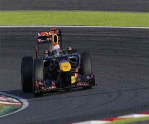   مصر اليوم - فيتيل يشدد الخناق على ألونسو ويحرز لقب الفورمولا 1الياباني