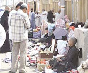   مصر اليوم - حملات مكثفة لضبط الباعة الجائلين في العاصمة