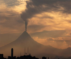   مصر اليوم - إجلاء الآلاف بسبب بركان في غواتيمالا