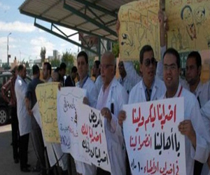   مصر اليوم - اشتباكات بين الأطباء المؤيدين والمناهضين للإضراب في مستشفيات الأقصر