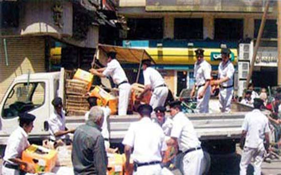   مصر اليوم - ضبّط 22 حالة تحرش و32 ألف صاروخ ألعاب نارية