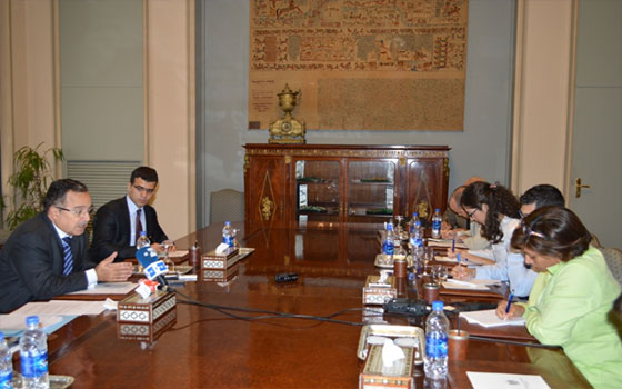   مصر اليوم - مصر تعلن رغبتها في تبنِّي حوار بين دول الخليج وإيران شرط صدق نوايا التقارب