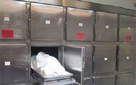   مصر اليوم - زوج يقتل زوجته ويشعل النيران في جثتها في الغردقة