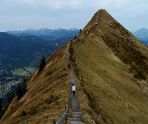   مصر اليوم - كلاين فالزرتالمنتجع خلاب يعد براحة النفس والجسد