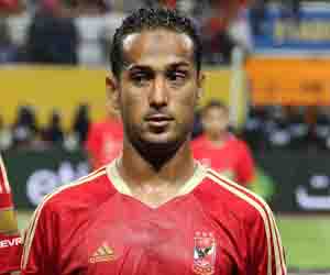   مصر اليوم - وليد سليمان يجري أشعة للركبة ويستعد للحاق بالمنتخب