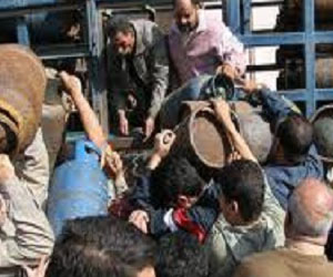 مصر اليوم - التموين تنفي علاقة الإخوان بتوزيع اسطوانات الغاز