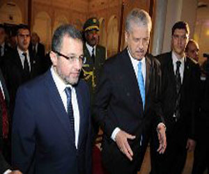 مصر اليوم - قنديل يؤكد إفراج الجزائر عن المتهم بـالتجسس