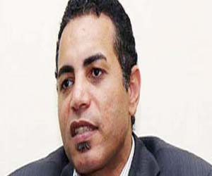   مصر اليوم - رئيس تحرير الجمهورية يترافع عن نفسه أمام القضاء الإداري