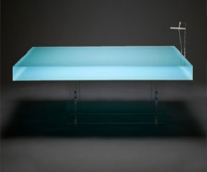   مصر اليوم - طاولة على شكل حوض سباحة