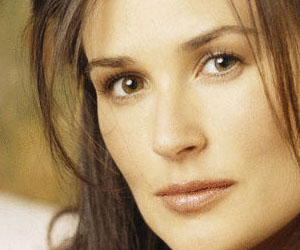   مصر اليوم - قلب ديمي مور مُحطم