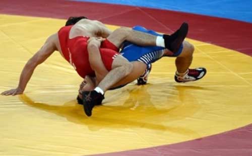 مصر اليوم - انطلاق الدورة العربية للمصارعة الجمعة