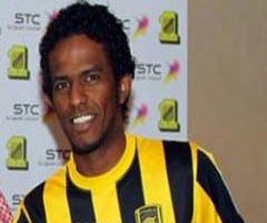 مصر اليوم - نايف هزازي يتعرض لحادث سير