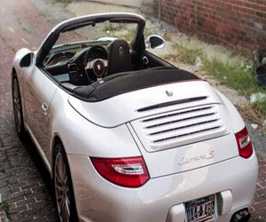 مصر اليوم - بورشه 911 المكشوفة تعدل ليجلس السائق في المنتصف