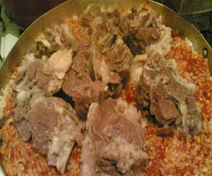 مصر اليوم - تناول عصير الليمون بعد الفتة يساعد على هضمها