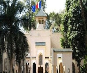   مصر اليوم - القنصلية الفرنسية تغلق المدارس والمراكز الثقافية في مصر